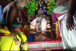 रंगनाथ मंदिर में नंद उत्सव पर आयोजित हुआ लट्ठे का मेला, जानें क्यों यह इतना है प्रसिद्ध