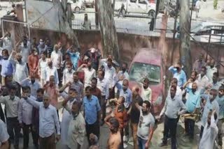 ادھمپور:محکمہ جل شکتی کے عارضی ملازمین کا احتجاج