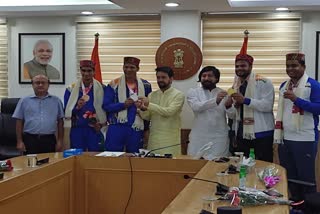 Sports Minister Anurag Thakur felicitates para athletes