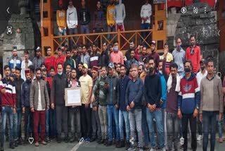 people-of-sanchui-panchayat-of-bharmour-submitted-memorandum-to-sp-chamba