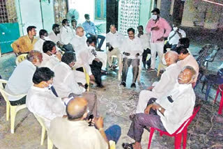 devineni uma waiting in g konduru police station