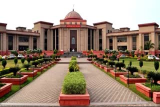Proceedings in Chhattisgarh High Court Acting Chief Justice refused to hear the asphalt scam