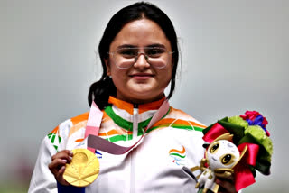 Tokyo Paralympics  : Gold medallist shooter Avani Lekhara to be India's flag-bearer at closing ceremony of Paralympics