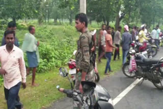 Driver died after tanker loaded with petroleum products overturns in Giridih