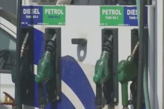 Petrol-Dieselની કિંમત આજે સતત બીજા દિવસે સ્થિર, કાચા તેલમાં જોવા મળી તેજી