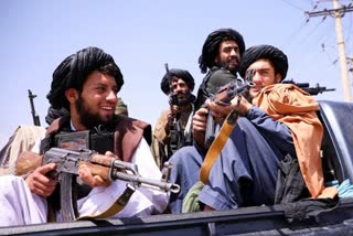 আফগানিস্তান নিয়ে চরমপন্থী সংগঠনগুলির মধ্যে প্রতিযোগিতা শুরু হতে পারে, মত বিশেষজ্ঞের
