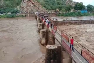 भरतपुर में पानी, अलवर में पानी, श्रममंत्री,  टीकाराम जूली, natni ka bara,  water in bharatpur , water in alwar , Labor Minister Tikaram Julie