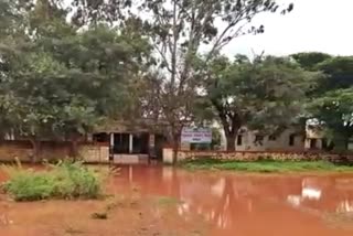 koppal-kinnal-hospital-filled-with-rain-water