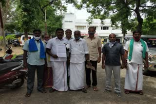 Erode daily Workers petition to demand higher wages