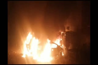 Two vehicles burnt in suspicious circumstances in Ghaziabad