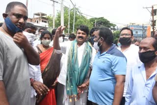 minister talasani srinivas yadav, balkampet temple 