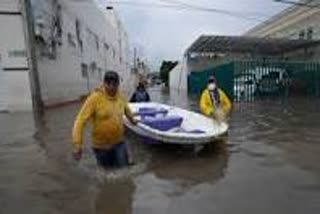 16 die as floods swamp public hospital in central Mexico  MEXICO FLOOD  വെള്ളപ്പൊക്കത്തിൽ മെക്‌സിക്കോയിലെ ആശുപത്രിയിൽ 16 രോഗികൾ മരിച്ചു  മെക്‌സിക്കോ വെള്ളപ്പൊക്കം  വെള്ളപ്പൊക്കം  flood  തുല  തുല വെള്ളപ്പൊക്കം  tula  tula flood  fllod death  വെള്ളപ്പൊക്ക മരണം  മെക്‌സിക്കോയിലെ ആശുപത്രിയിൽ 16 രോഗികൾ മരിച്ചു