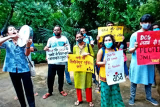 JNU students protest outside student dean office on various demands