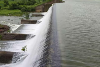 Juhi dam overflow