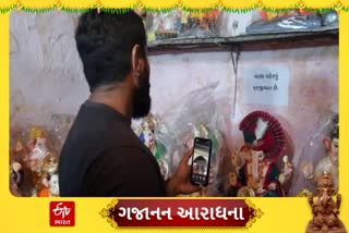 Shreeji devotees of Surat in Navsari