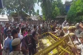 nimatigha-tragedy-lead-protest-in-majuli