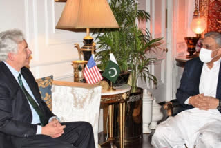 CIA director holds talks with Pak army chief