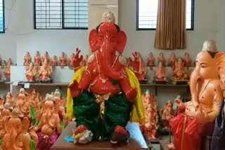 A Family making Ganpati idol from last 9 decode in mangalore