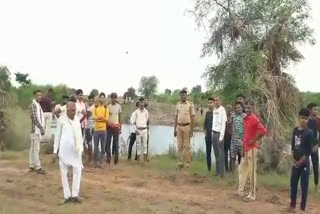 पार्वती नदी , नदी में शव , दो थानों की पुलिस में सीमा विवाद,  धौलपुर समाचार , Parvati River,  dead body in river,  border dispute between two police stations