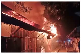 massive-fire-at-chaul-bazar