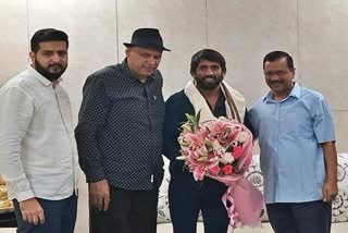 सीएम केजरीवाल से मिले रेसलर बजरंग पुनिया