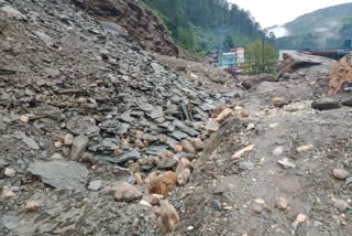 Dharasu-Yamunotri highway closed