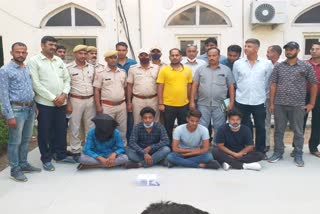 पेट्रोल पंप लूट, कोरोना काल,  7 दोस्तों की गैंग , petrol pump robbery , corona period, gang of 7 friends