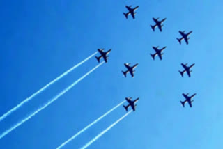 Air Force pilots enthral Jalandhar residents with aerobatic stunts