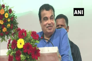 India to have world's largest expressway by March 2022: Gadkari  എക്‌സ്പ്രസ് ഹൈവേ  ഡൽഹി-മുംബൈ എക്സ്‌പ്രസ് ഹൈവേ  കേന്ദ്ര റോഡ് ഗതാഗത, ഹൈവേ മന്ത്രി  നിതിൻ ഗഡ്‌കരി  Gadkari  nitin Gadkari  Union Minister for Road Transport and Highways  ജവഹർലാൽ നെഹ്‌റു പോർട്ട് ട്രസ്റ്റ്