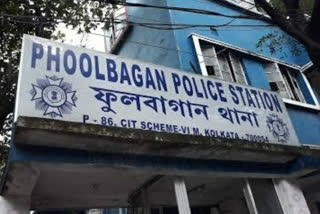 an old lady allegedly commits suicide in kolkata