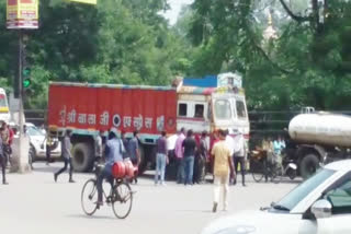 an uncontrolled truck hit woman