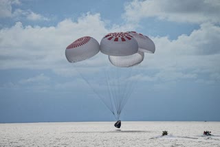 SpaceX capsule