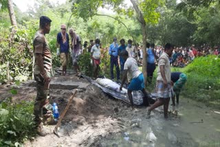 Girl Body Recover From Grave