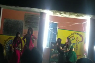 bar-girls-dance-in-school-in-buxar