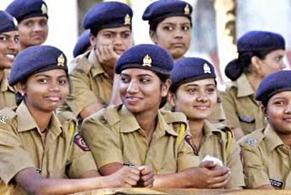 Maharashtra female cops, female police duty time, 8 hours from 12 hours, மகாராஷ்டிரா மகளிர் காவலர்கள், மகளிர் காவலர்கள் பணிநேரம், காவலர்கள் பணிநேரம் குறைப்பு, முதலமைச்சர் உத்தர் தாக்ரே, உள்துறை அமைச்சர் திலிப் வால்சே, பாரமதி தொகுதி, சுப்ரியா சுலே, சிவ சேனா, சரத் பவார், சஞ்சய் பாண்டே