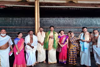 singer vijay prakash and family visits Kukke Shri Subrahmanya Temple