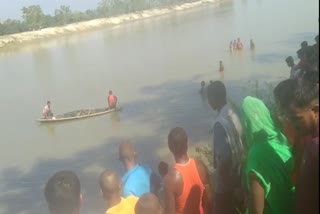 boat-capsizes-in-sikarhana-river-east-champaran