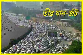 massive traffic jam in delhi up border and gurugram as Bharat Bandh call by farmers union