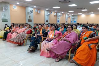 Internal strife between Delhi BJP Mahila Morcha