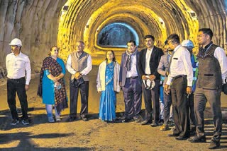 Nitin Gadkari at Zojila project