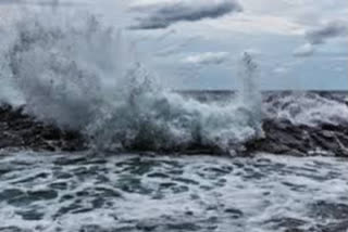 IMD forecasts cyclonic storm off Guj coast, asks fishermen not to venture into sea till Oct 2