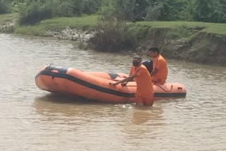 Dead body of a young man found after 30 hours while taking bath in the river in Jogdi village of Kota