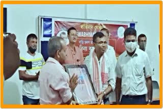 Scientist Vinay Kumar Saikia was felicitated at Jorhat Press Club