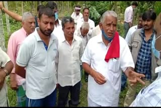 hassan farmers took class to officials on chikkere Canal issue