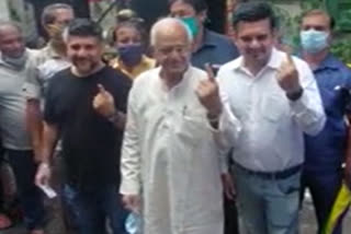 bhabanipur former mla sovandeb chatterjee cast his vote