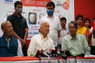 Jignesh Mewani Congress entry Sushilkumar Shinde reaction