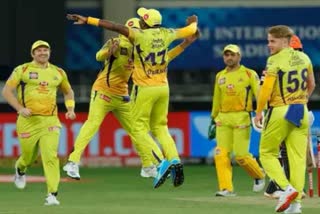 chennai-super-kings-beat-sunrisers-by-6-wickets-qualify-for-playoffs