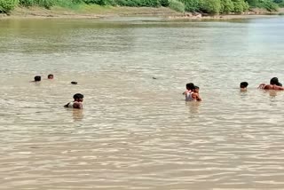 two-boys-died-after-falling-in-river-at-bagalkot