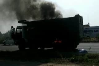 fire in dumper on highway, Rajasthan News