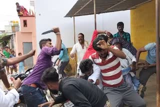 fight-between-two-gang-in-mysore-hanchya